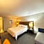 Holiday Inn Express Hotel & Suites St. Paul - Woodbury By IHG