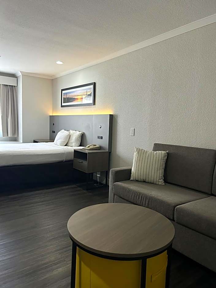 Quality Inn & Suites