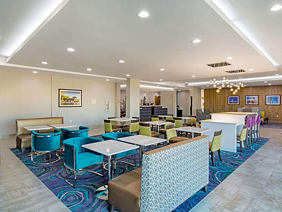 La Quinta Inn & Suites by Wyndham Dallas - Wylie