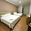 Mana Mana Hotel • Melaka •