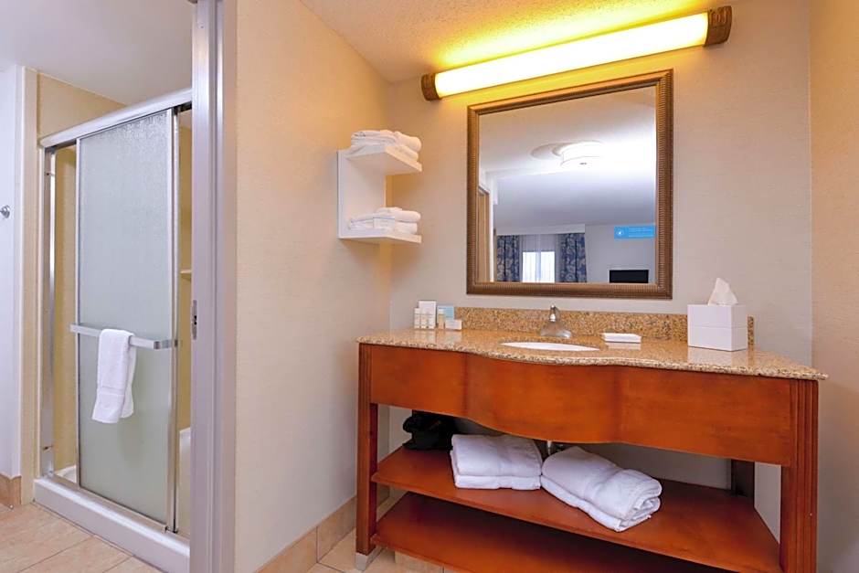 Hampton Inn By Hilton & Suites Wilmington