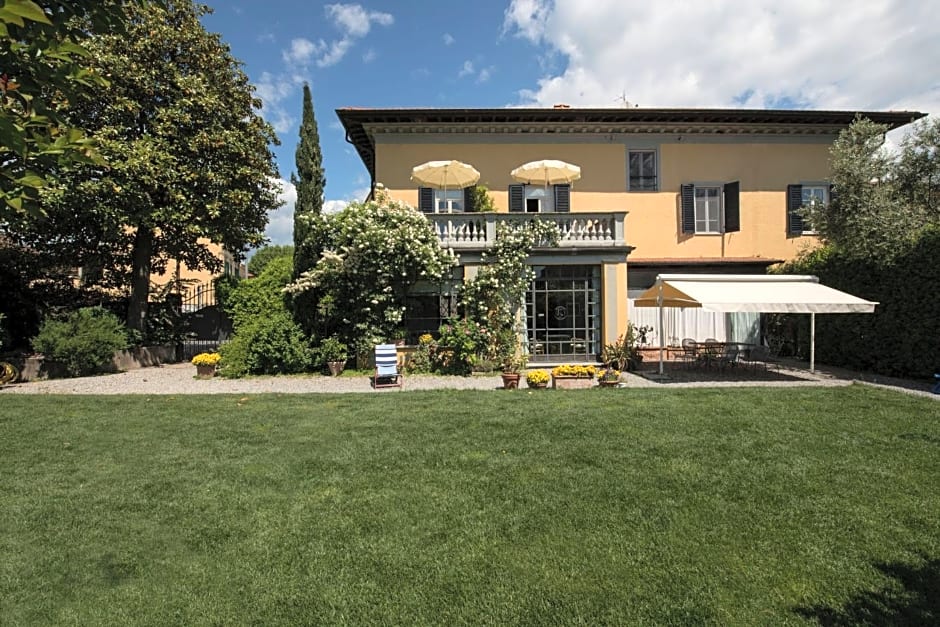 Al Porto Di Lucca B&B
