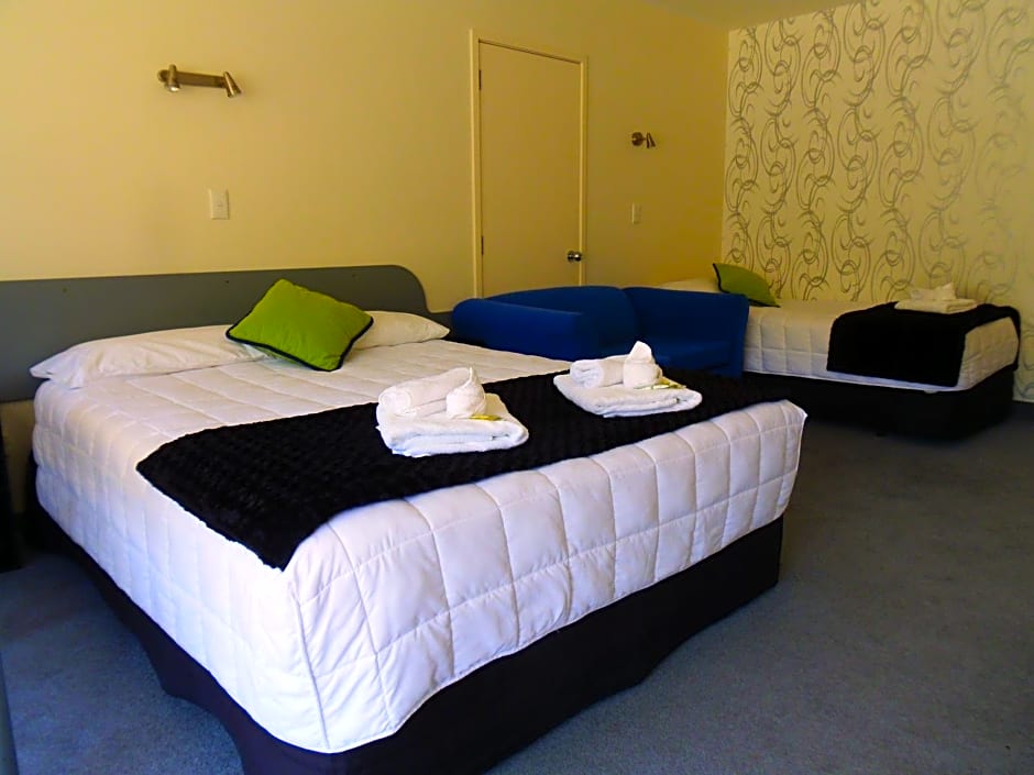 Kapiti Lindale Motel and Conference Centre