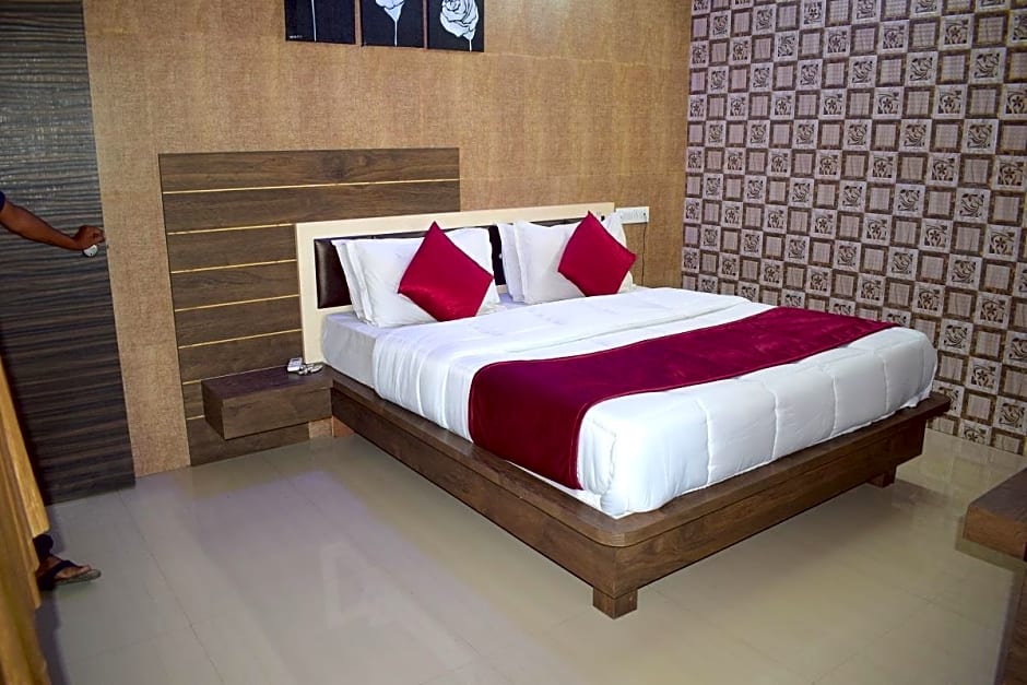 The Sky Comfort - Hotel The Heaven, Dwarka