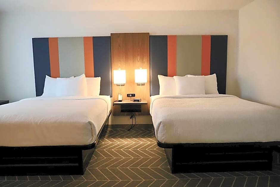 La Quinta Inn & Suites by Wyndham Auburn - University Area