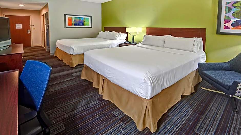 Holiday Inn Express Hotel & Suites Cookeville By IHG