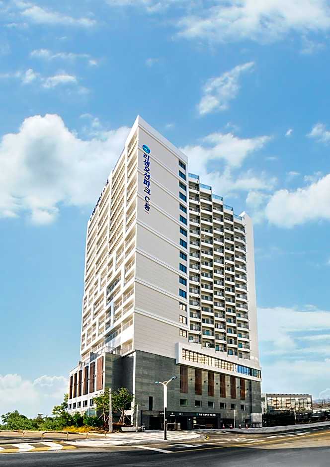 Risen Ocean Park Hotel