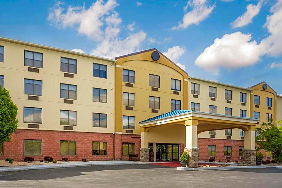 Photo 1 of 32 of Best Western Grantville/Hershey
