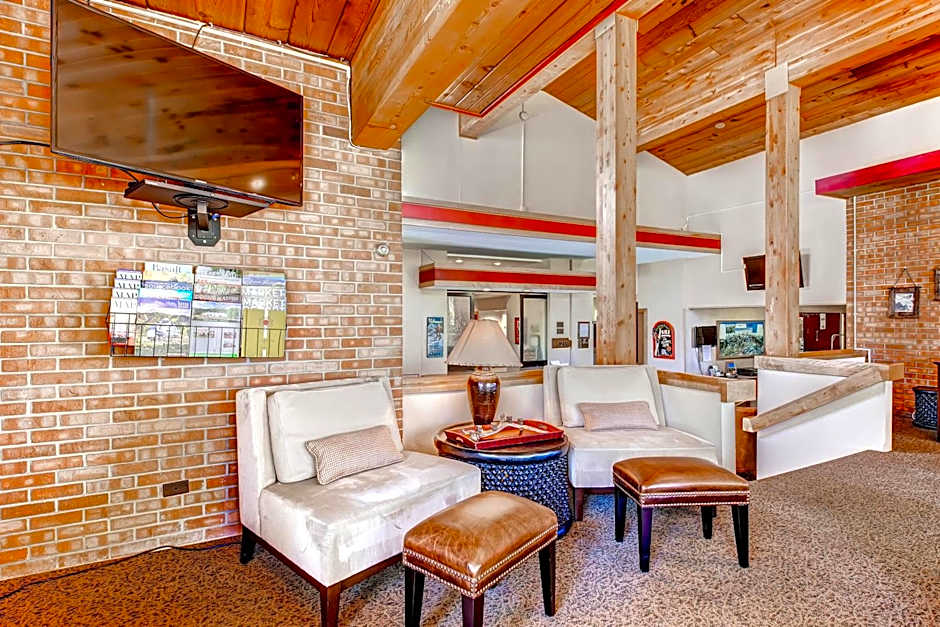 Mountain Chalet Snowmass