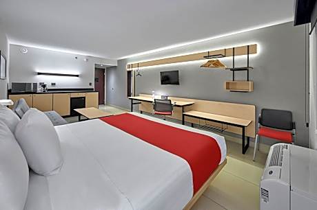 Superior Room, 1 Queen Bed with Sofa bed (1 Queen Bed and 1 Double Sofa Bed)