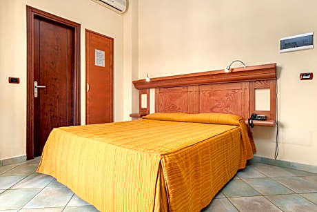 Triple Room with Balcony