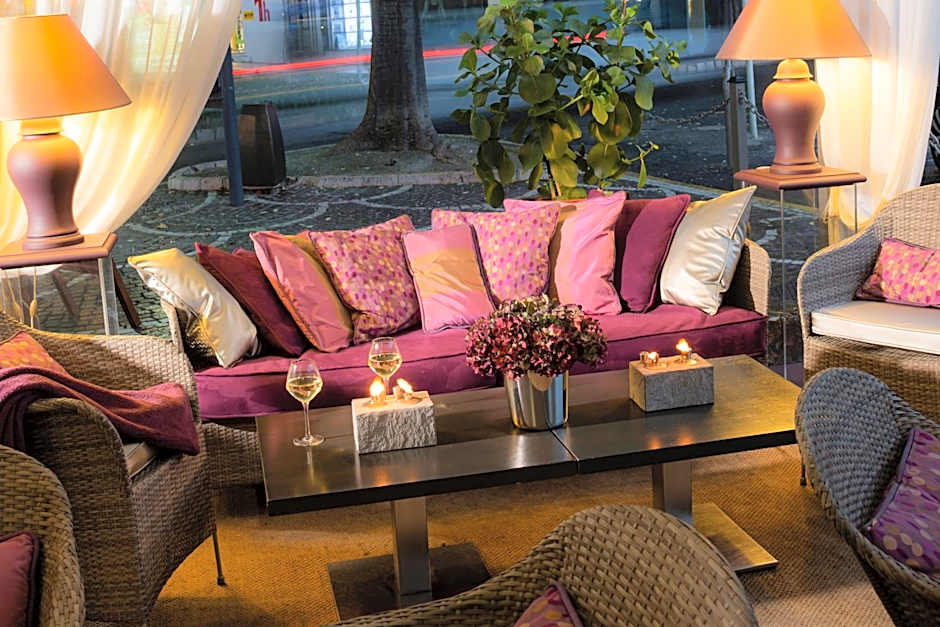 La Place Boutique Hotel