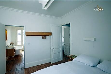 Suite with Balcony