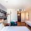 B&B HOTEL Zürich Airport