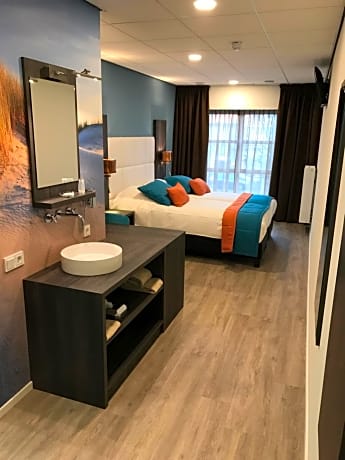 Comfort Double Room with Canal View
