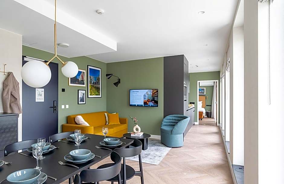 YAYS Antwerp Opera by Numa