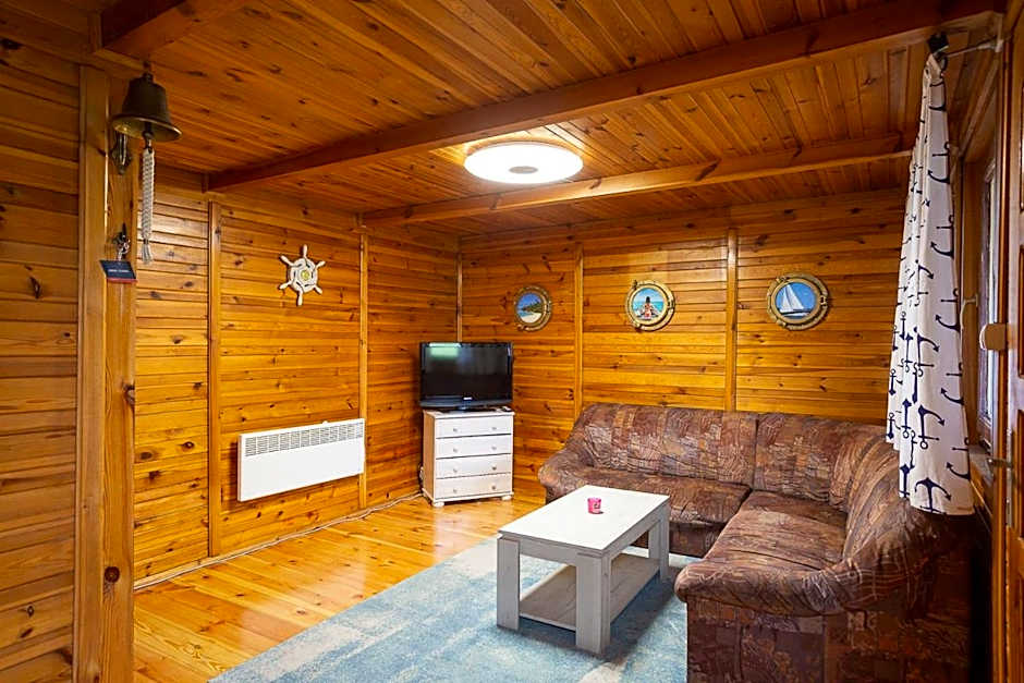 AB Domki całoroczne nad jeziorem