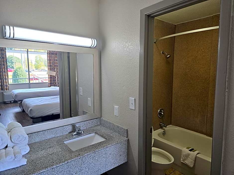 Days Inn by Wyndham Raleigh South
