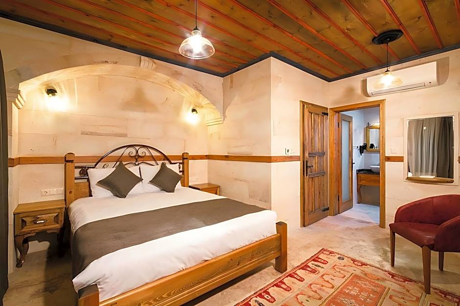 Sapphire Stone House