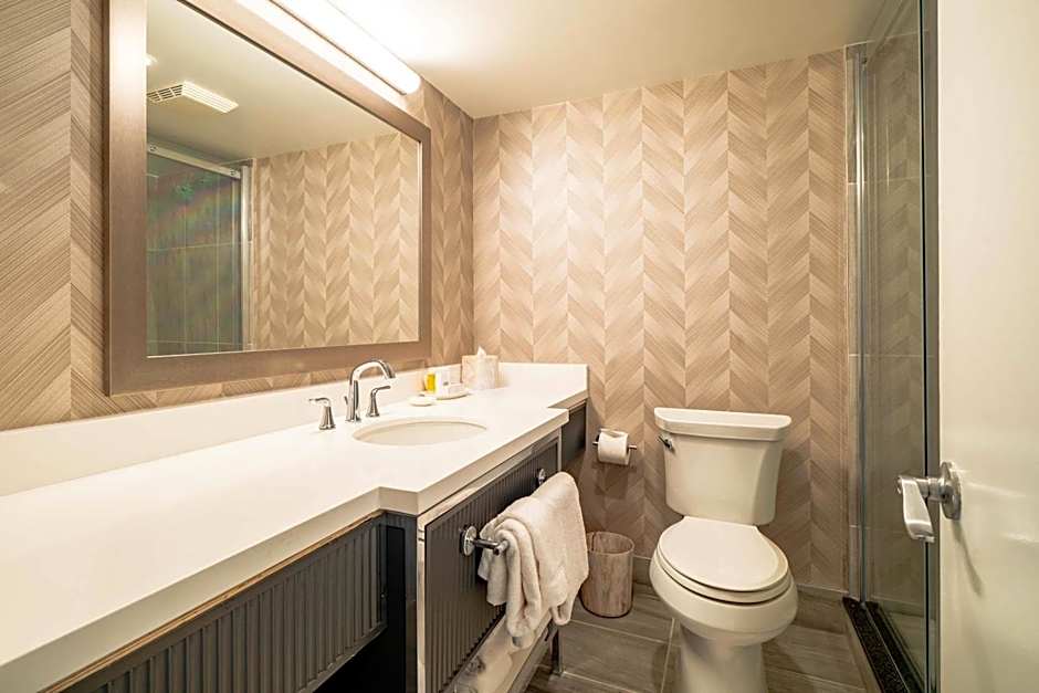 La Grande Residence at the Sutton Place Hotel