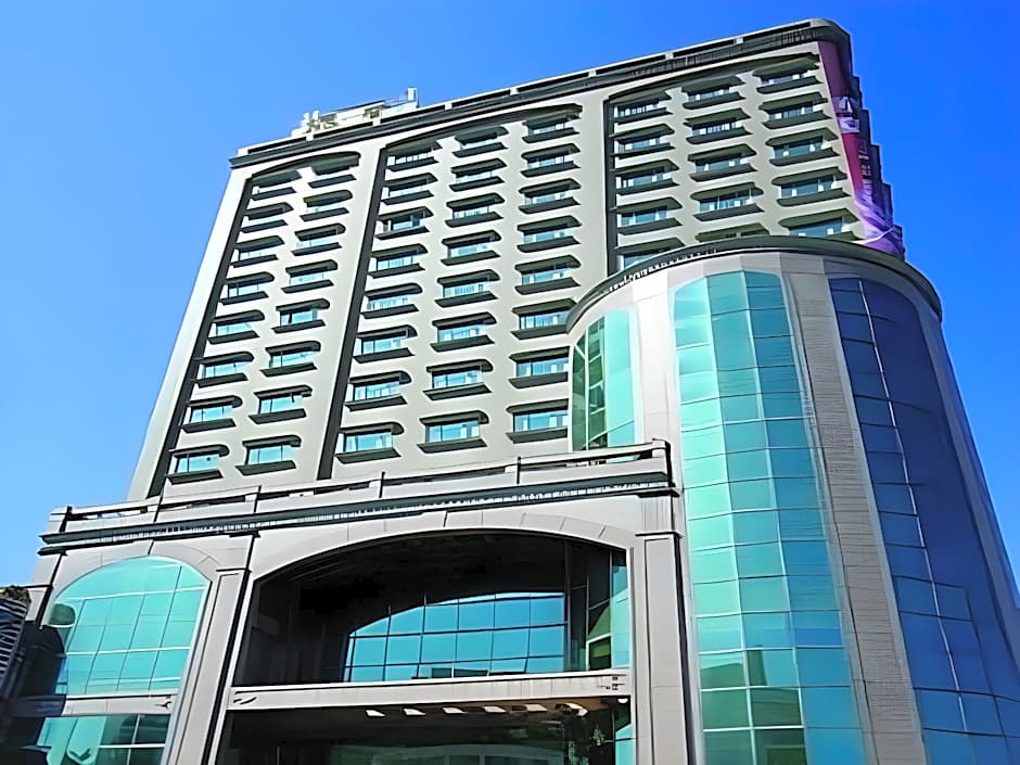 Highness Hotel