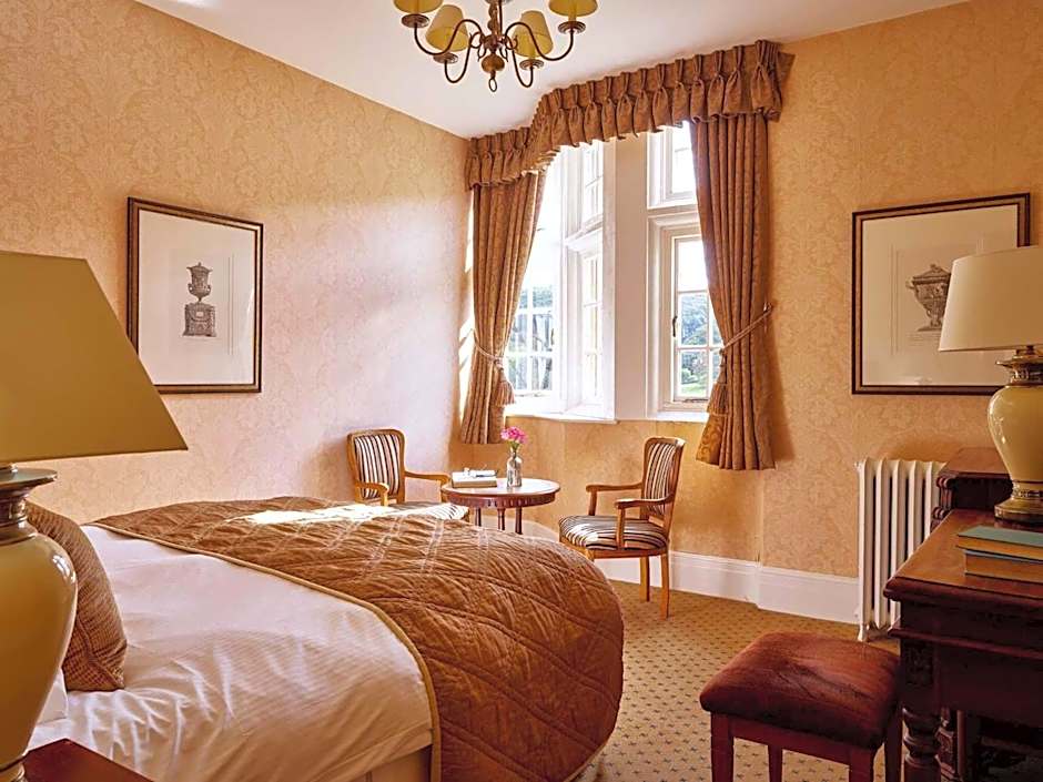 Dumbleton Hall Hotel