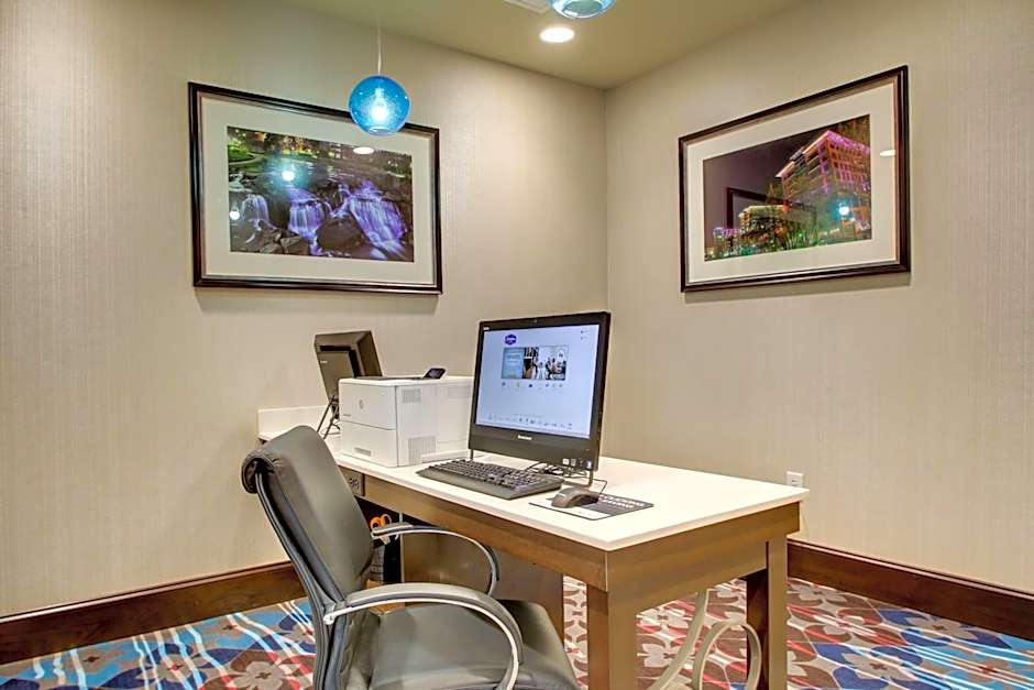Hampton Inn By Hilton & Suites Greenville Airport, SC