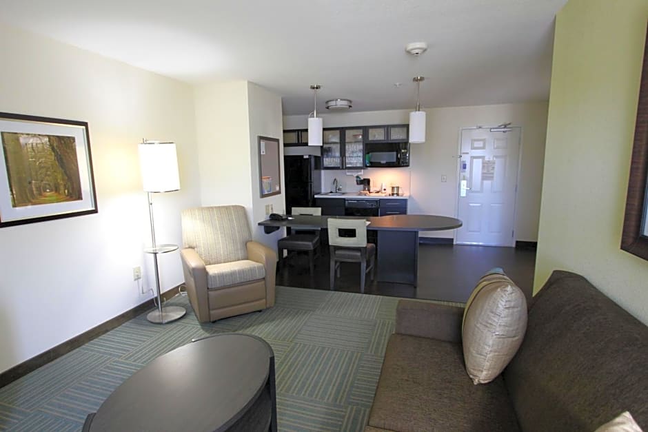 Candlewood Suites Greenville, an IHG Hotel