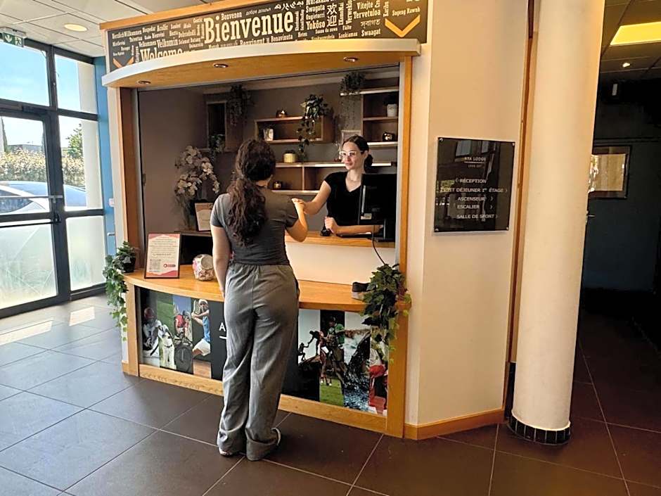 Aka Lodge Lyon Eurexpo Arena Stadium