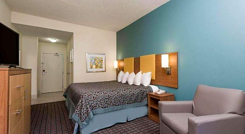 Days Inn by Wyndham Ashland