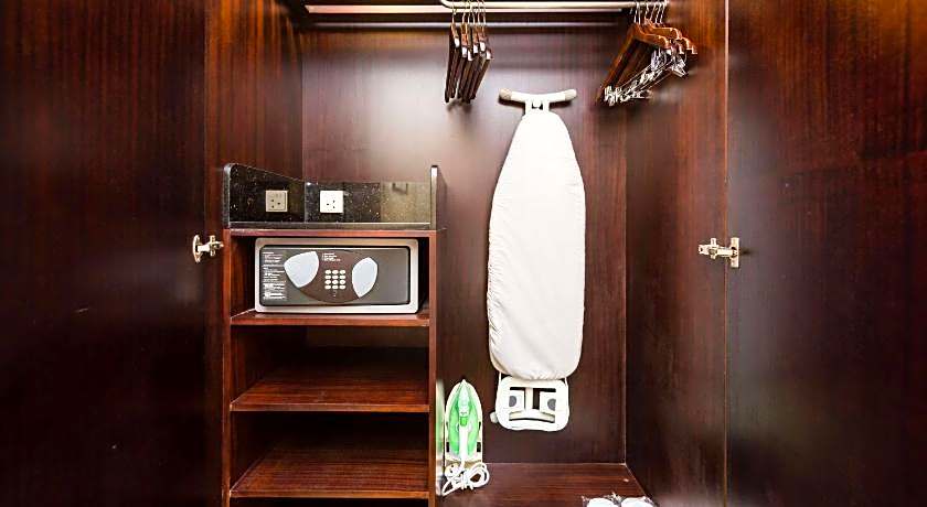 Radisson Blu Towers Kaushambi Delhi NCR