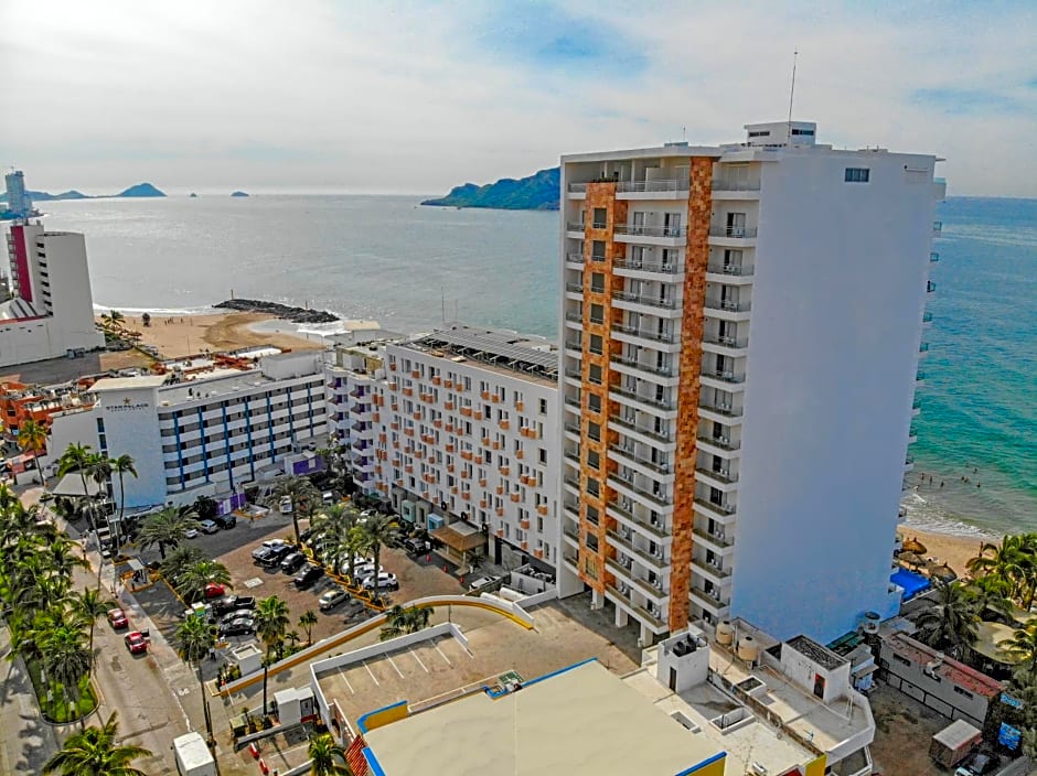 Pacific Palace Beach Tower Hotel
