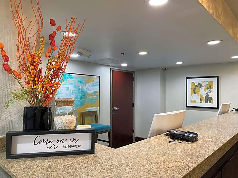 The Addison Hotel, SureStay Collection by Best Western