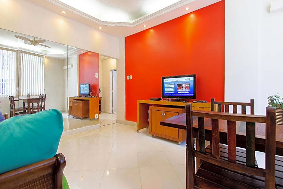 2-Bedroom Apartment Between Copacabana & Ipanema