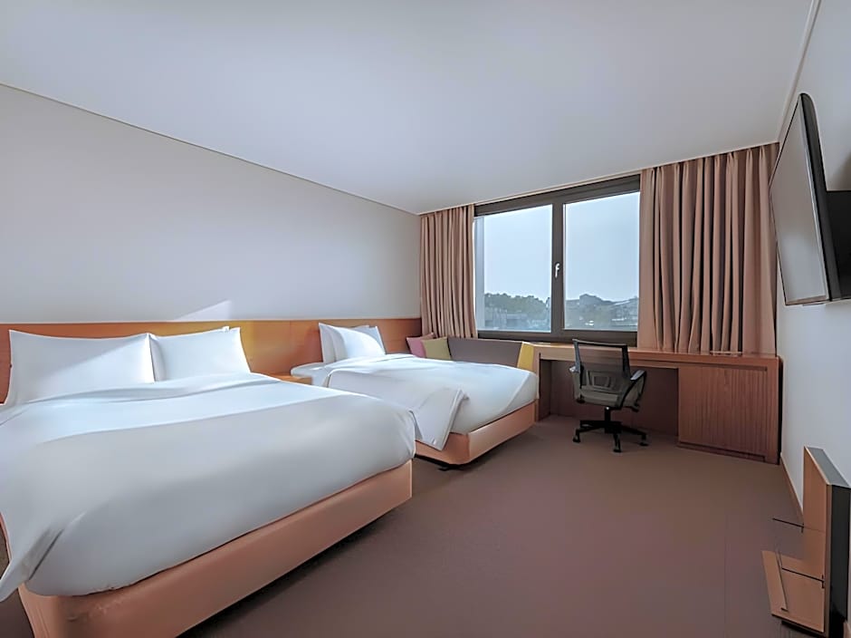 Jeonju Yeonghwa Hotel