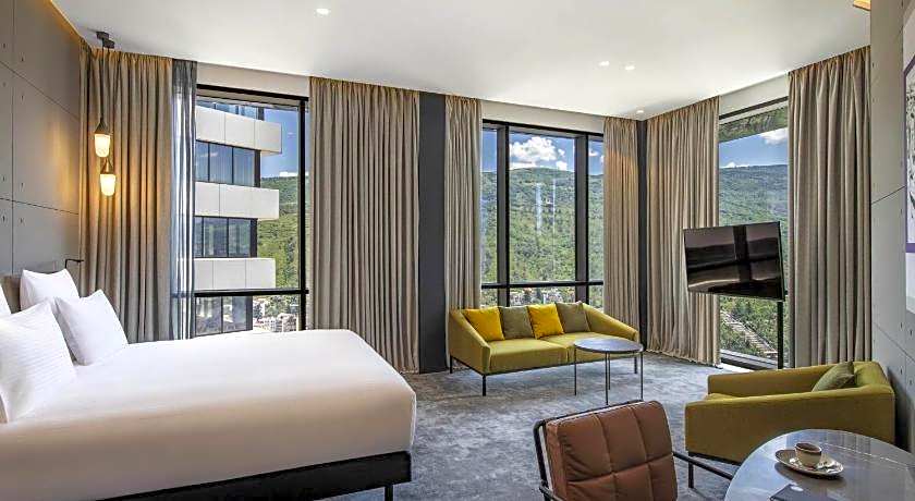 Pullman Tbilisi Axis Towers