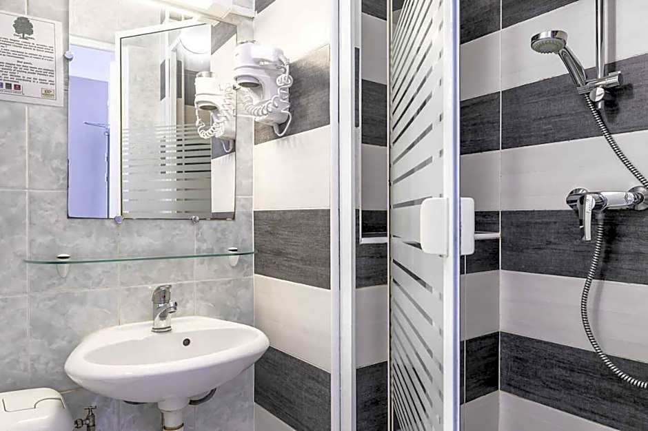 Comfort Hotel Alba Rouen