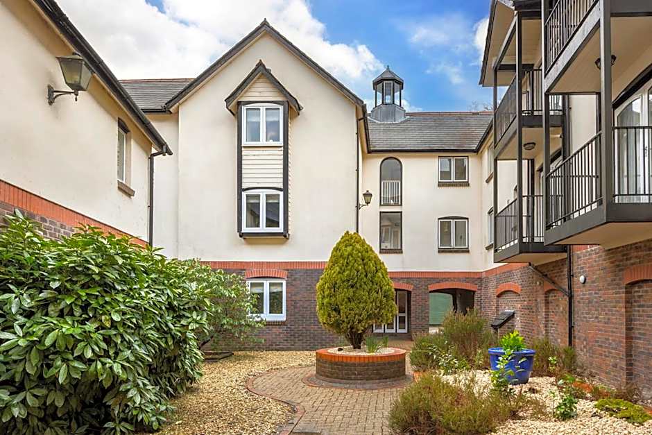 Woodford Bridge Country Club