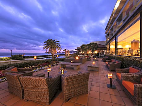Kamogawa Grand Hotel