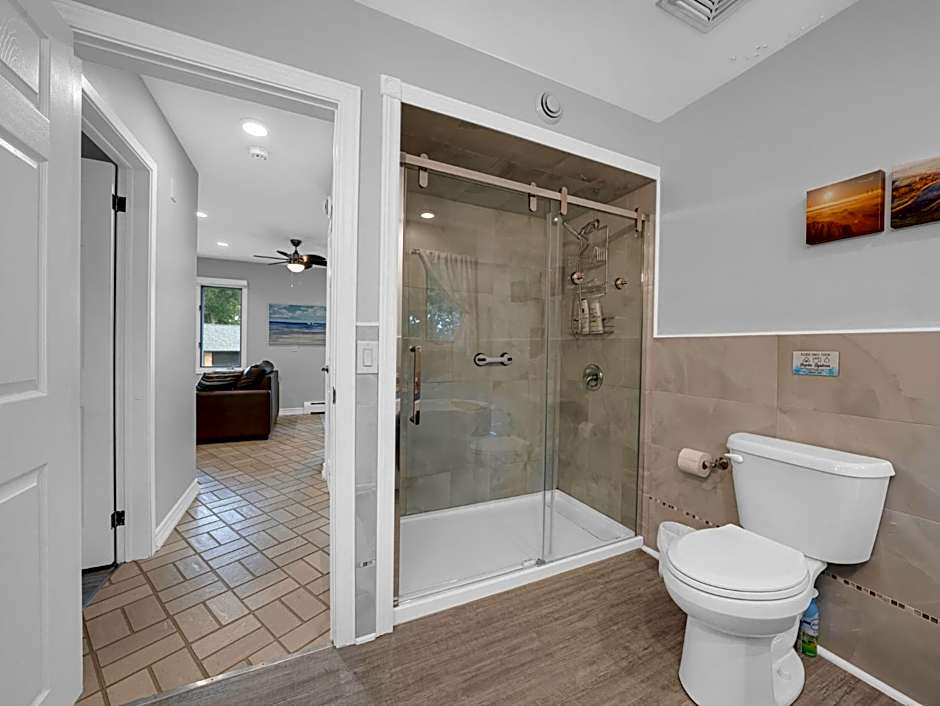 Coastal Suite #1 Cozy Suite #2 - Seacliff Beach Suites