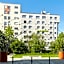 B&B HOTEL Saint-Quentin-en-Yvelines Centre Gare 4 étoiles