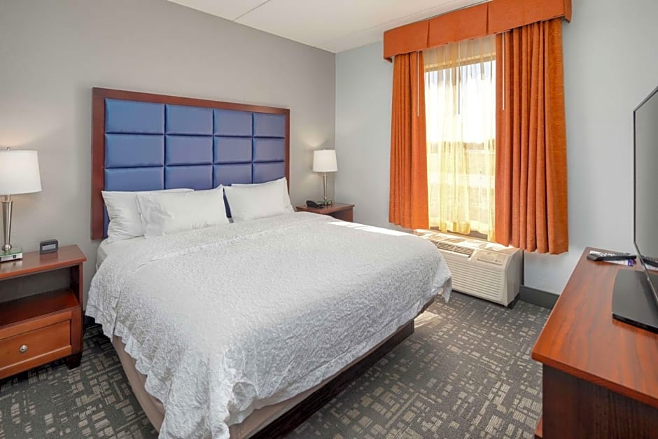 Hampton Inn By Hilton Louisville-Northeast KY