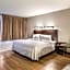 Red Roof PLUS+ Boston - Woburn/Burlington
