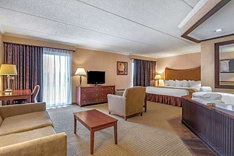 King Suite with Spa Bath - Non Smoking