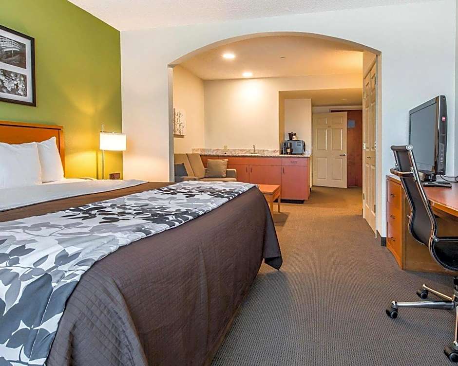Sleep Inn & Suites Winchester near University