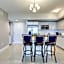 Stunning Penthouse Suite Waterfront 2BD 2BA
