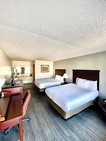 Queen Room with Two Queen Beds - Non-Smoking