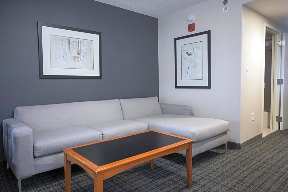 Hilton Garden Inn Louisville Airport