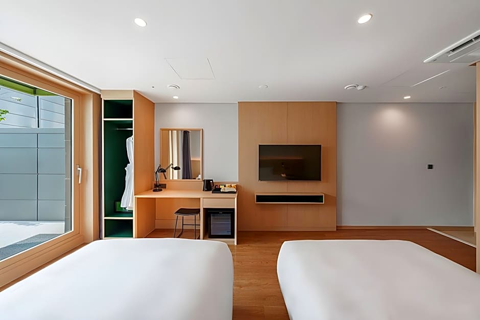 ibis Styles Ambassador Jeonju City Centre