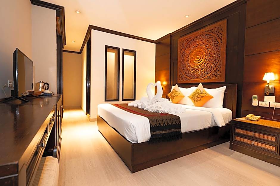 Baan Sukhumvit Soi 18